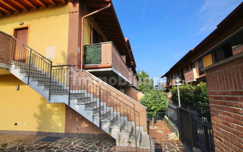 Quadrilocale via Carlo Alberto Dalla Chiesa, Bonate Sopra — foto 25 di 48