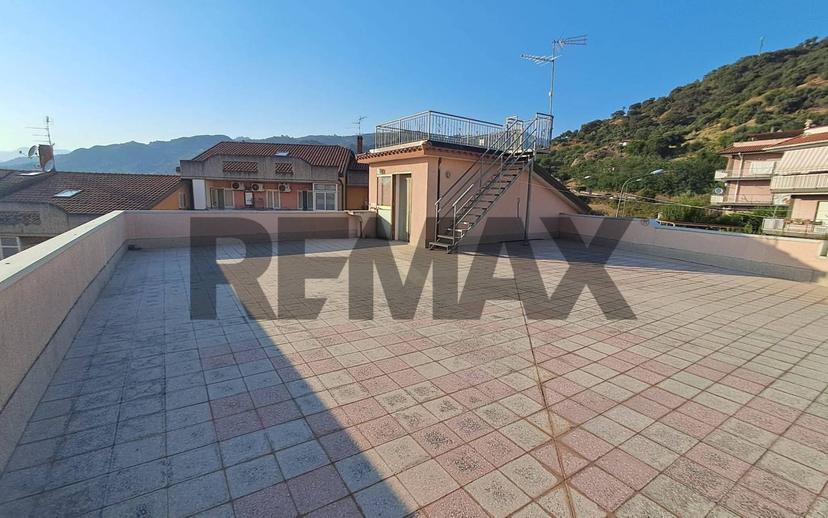 Villa bifamiliare via Regina Margherita 155, Gaggi — foto 3 di 67