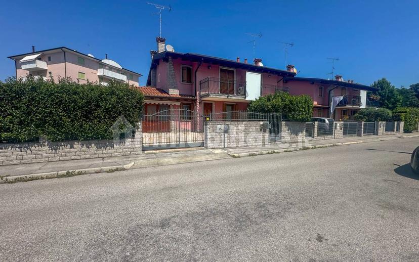 Villa a schiera viale Aldo Moro 11, Centro, Cervignano del Friuli — foto 10 di 20