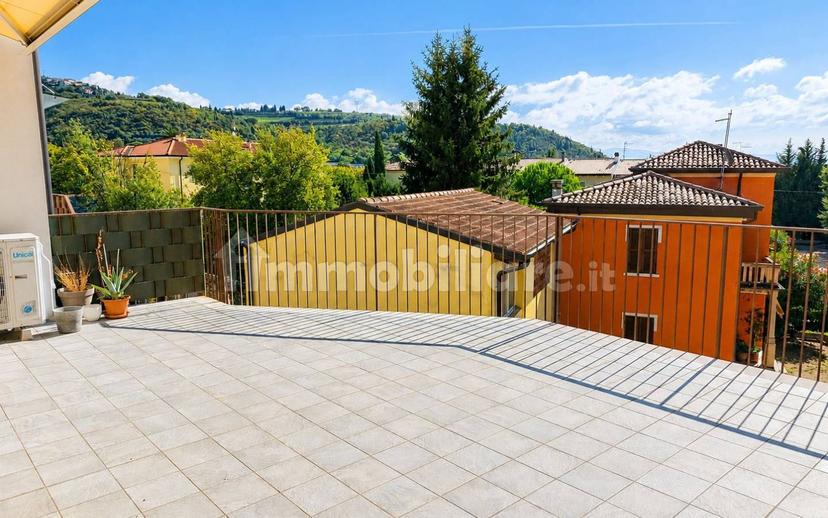 Trilocale piazza Vittorio Emanuele 15/a, Centro, Sant'Ambrogio di Valpolicella — foto 51 di 51