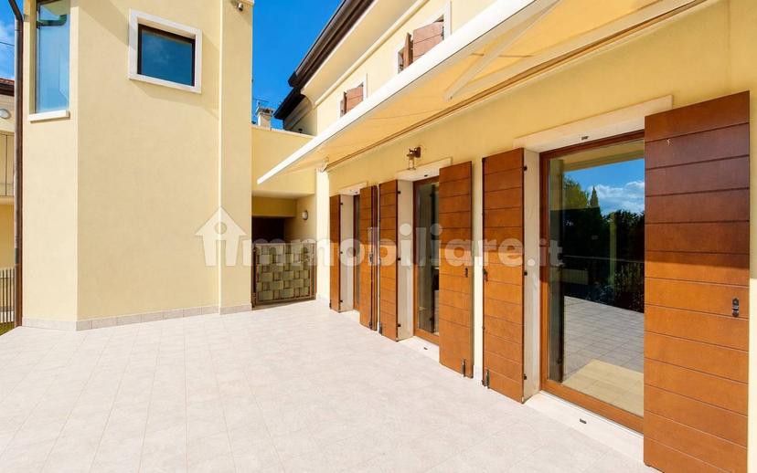Trilocale piazza Vittorio Emanuele 15/a, Centro, Sant'Ambrogio di Valpolicella — foto 41 di 51