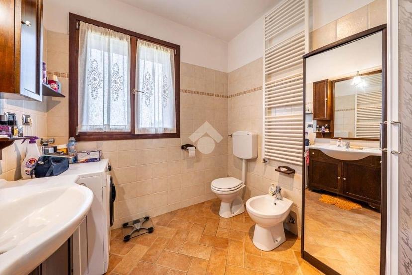Villa bifamiliare via Monarona 5, Maranello — foto 12 di 30