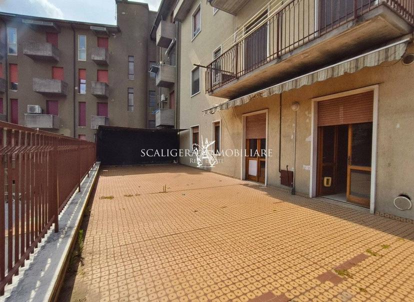 Trilocale piazza Olinto Marcolungo, Centro, Caldiero — foto 16 di 32