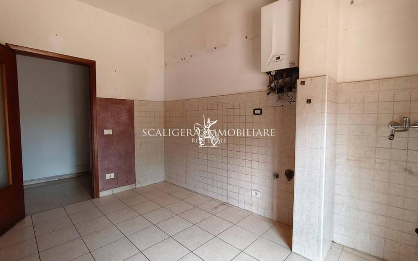 Trilocale piazza Olinto Marcolungo, Centro, Caldiero — foto 31 di 32