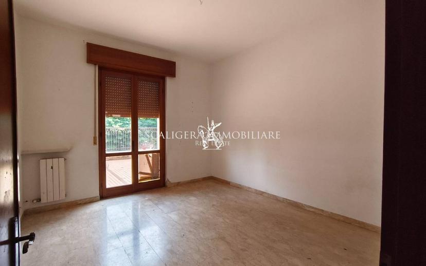 Trilocale piazza Olinto Marcolungo, Centro, Caldiero — foto 8 di 32