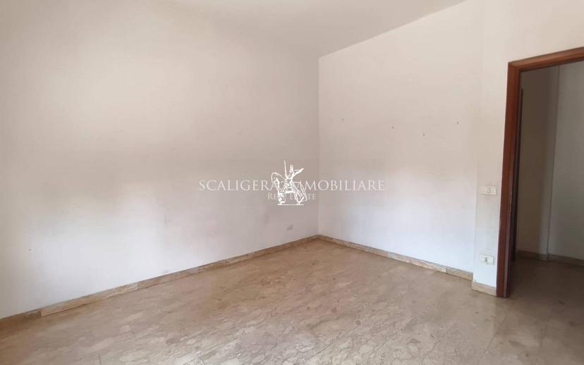 Trilocale piazza Olinto Marcolungo, Centro, Caldiero — foto 21 di 32