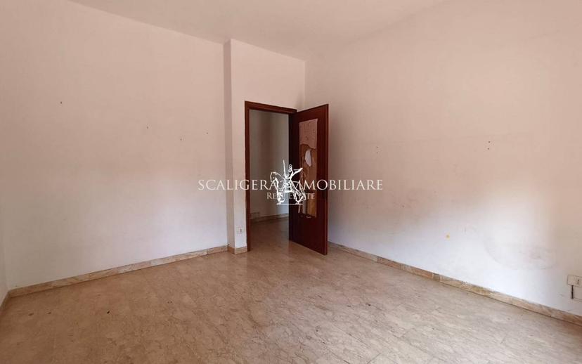 Trilocale piazza Olinto Marcolungo, Centro, Caldiero — foto 23 di 32
