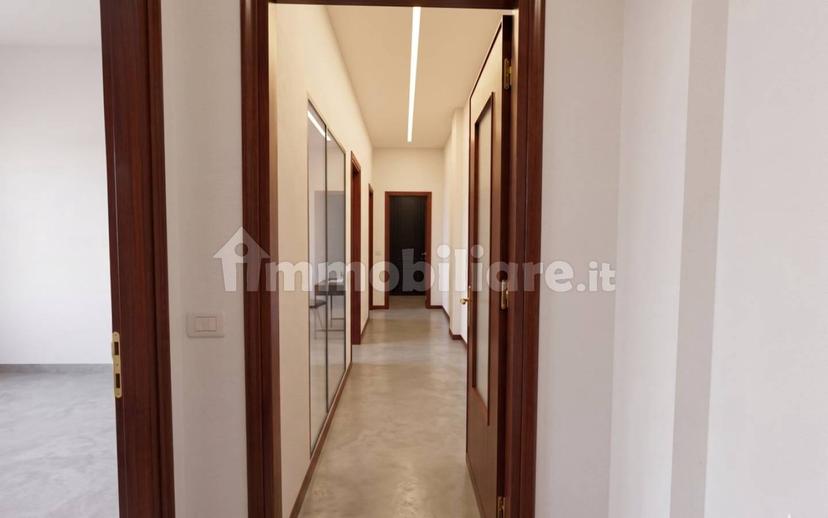 Trilocale piazza Olinto Marcolungo, Centro, Caldiero — foto 28 di 32