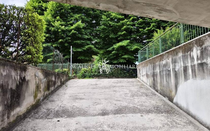 Trilocale piazza Olinto Marcolungo, Centro, Caldiero — foto 11 di 32