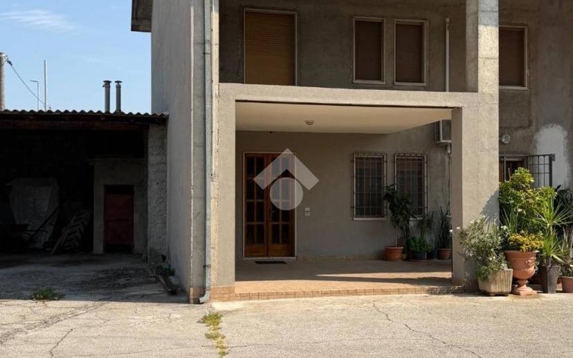 Casa colonica via Forni 46, Castelletto, Leno — foto 19 di 26