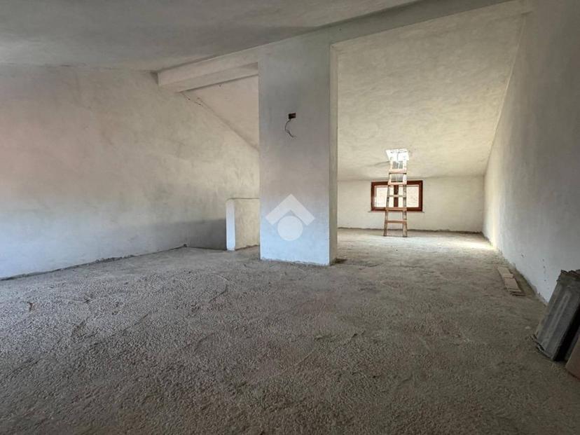 Casa colonica via Forni 46, Castelletto, Leno