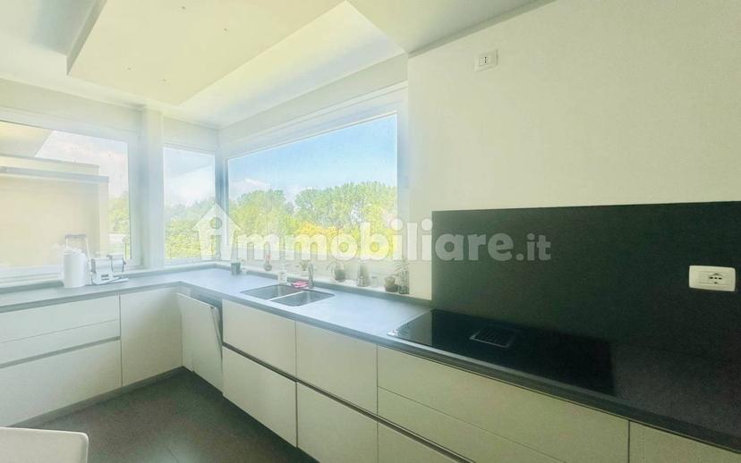 Attico via Commissario Palatucci, Rivoltella, Desenzano del Garda — foto 15 di 17