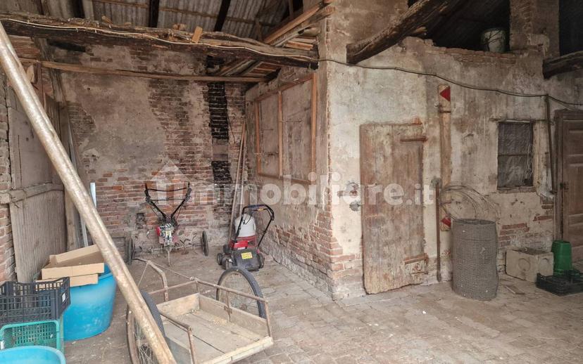 Terratetto unifamiliare 325 m², buono stato, Casalmaggiore — foto 3 di 37