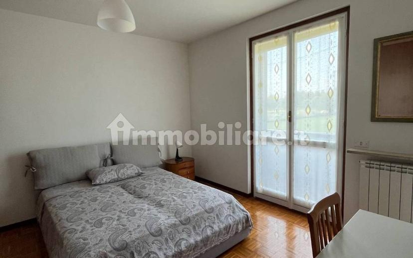 Stanza doppia via Achille Grandi, Crema — foto 7 di 8