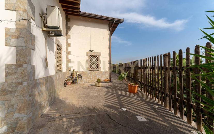 Villa unifamiliare via Salso 15, Palermo - Indipendenza, Catania — foto 13 di 55