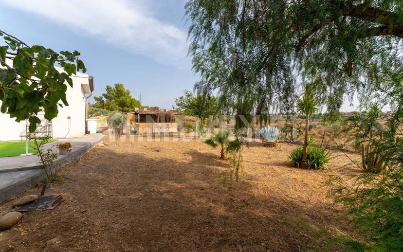 Villa unifamiliare via Salso 15, Palermo - Indipendenza, Catania — foto 5 di 55