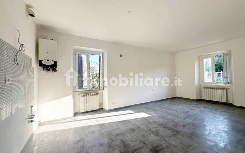 Quadrilocale via Vittorio Alfieri, 9, Centro, Città di Castello — foto 3 di 14