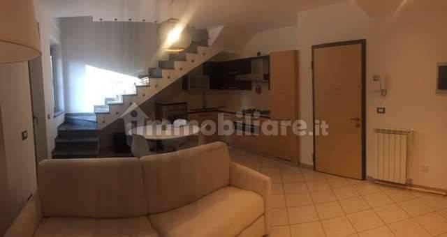Bilocale ottimo stato, primo piano, Centro, Fino Mornasco — foto 3 di 5