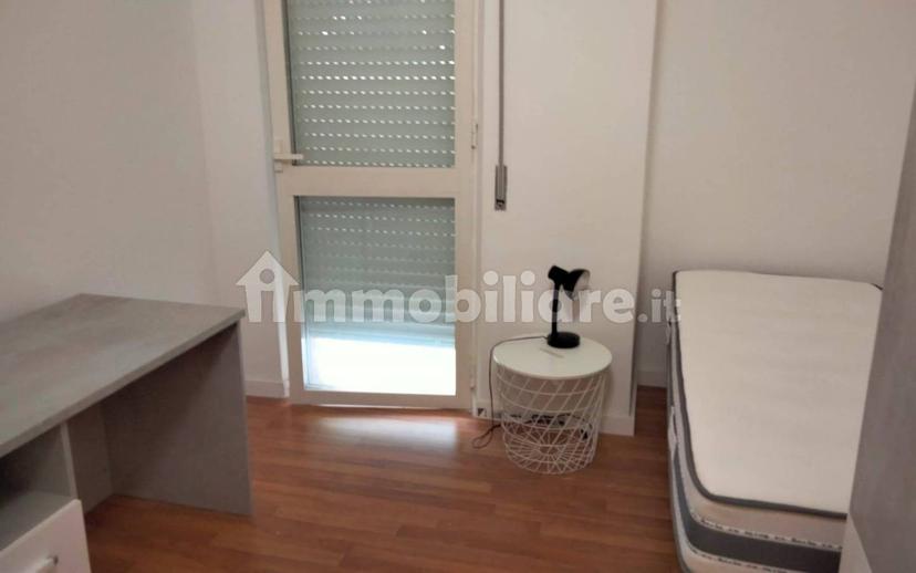 Stanza singola via Vittorio Alfieri 30, Perugia