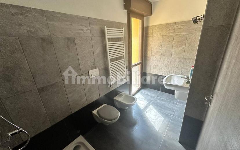 Bilocale via Gaetano Donizetti 7, Centro, Bernareggio — foto 3 di 17