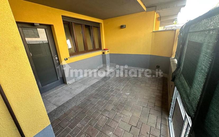 Bilocale via Gaetano Donizetti 7, Centro, Bernareggio — foto 4 di 17