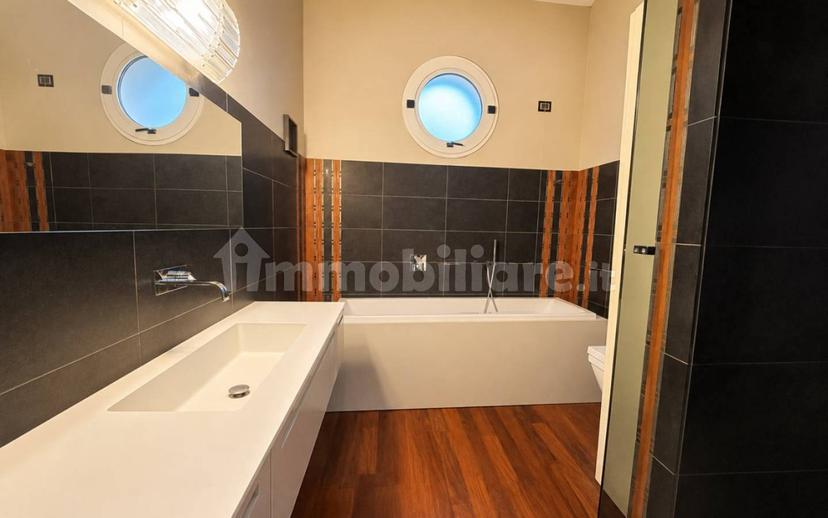 Appartamento via Fratelli Bandiera 73, Centro Storico, Senigallia