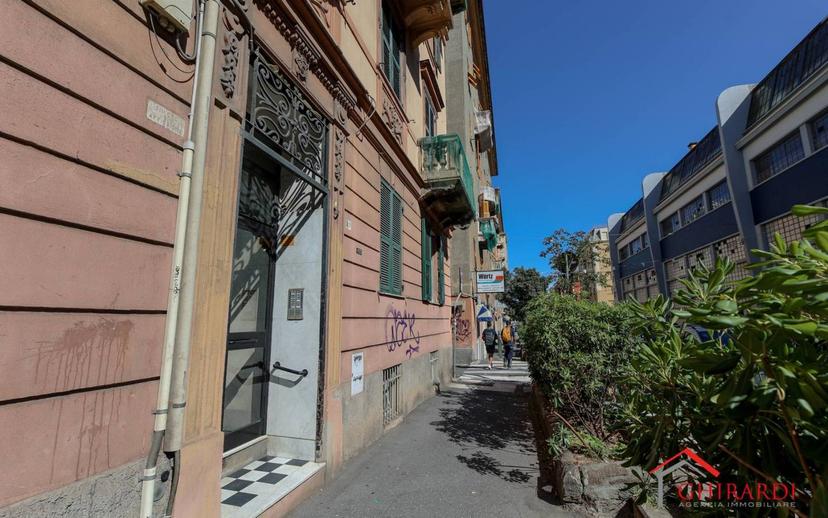 Bilocale via Merano 29, Sestri Ponente, Genova