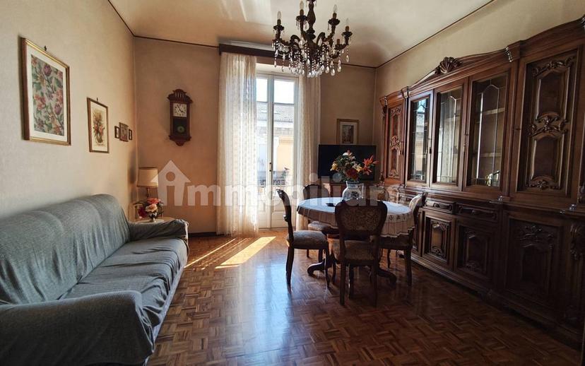 Appartamento via Felice Cavallotti 14, Centro, Cuneo — foto 18 di 19