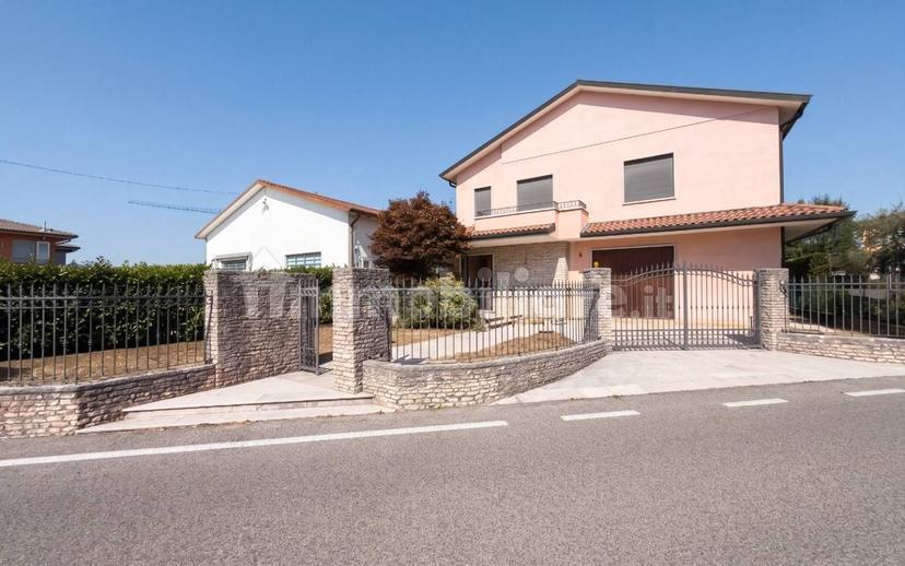Villa unifamiliare via dei Morari, 8, Centro, Thiene — foto 15 di 31