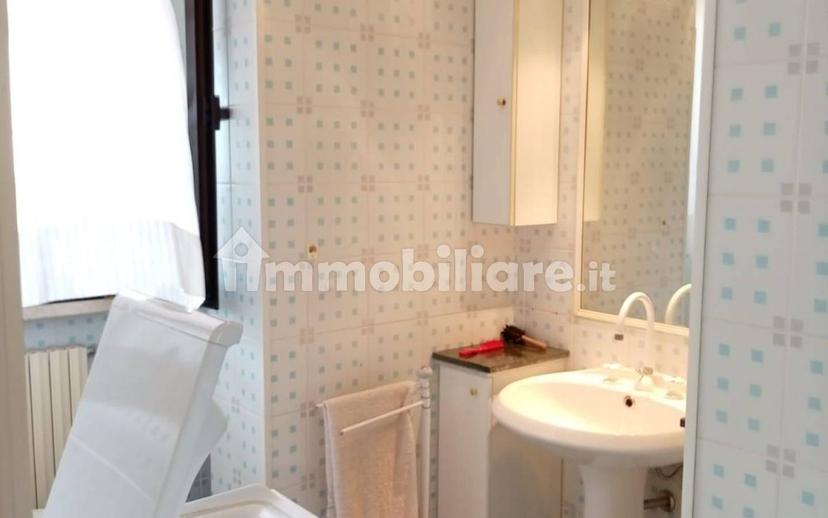 Bilocale via Giuseppe Sabatini 7, Centro, Chianciano Terme — foto 2 di 34