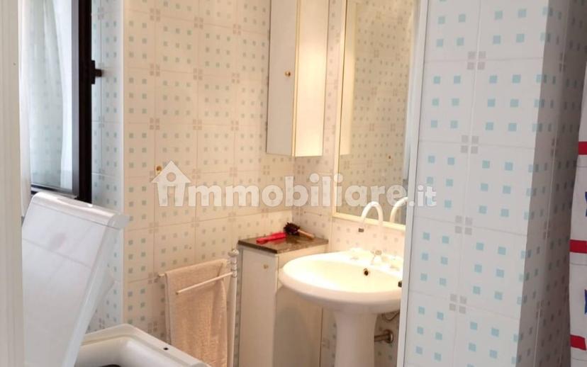 Bilocale via Giuseppe Sabatini 7, Centro, Chianciano Terme — foto 3 di 34