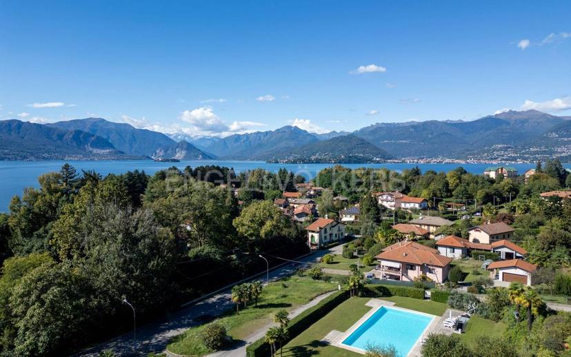 Villa a schiera via Gattirolo 46, Laveno-Mombello — foto 4 di 26