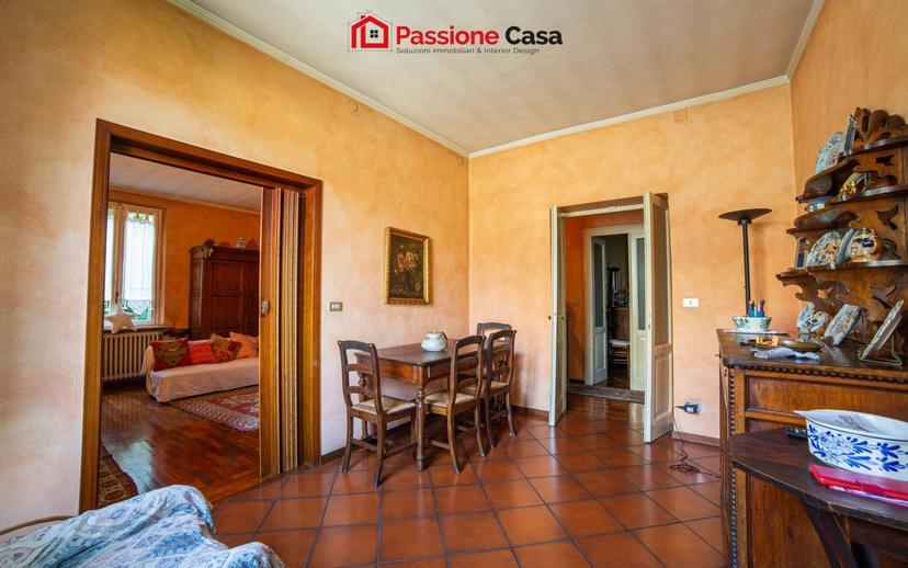 Villa plurifamiliare, da ristrutturare, 410 m², Villetta, Parma — foto 2 di 14