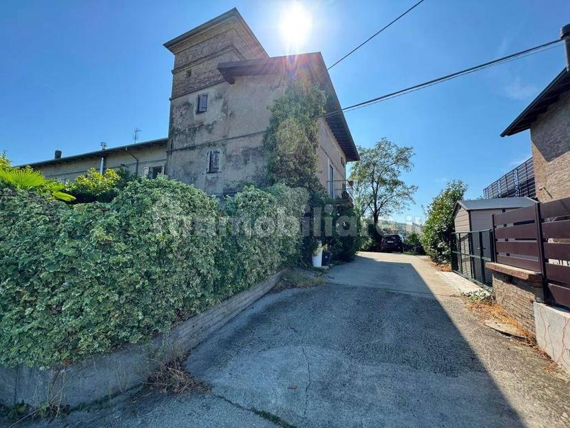 Terratetto unifamiliare via Sinistra Guerro 18/a, Centro, Castelvetro di Modena — foto 10 di 28