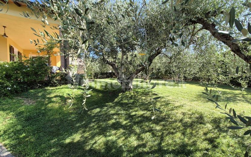 Villa unifamiliare Strada del Cerqueto, Borgo Rivo, Terni — foto 6 di 29
