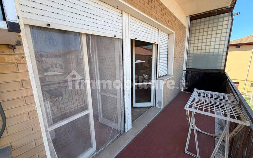 Bilocale da ristrutturare, primo piano, Centro, Chiaravalle