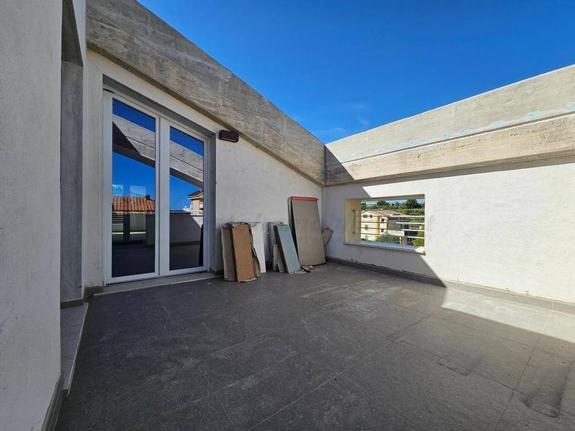 Attico nuovo, 105 m², Corso Mazzini, Via Ciccarone, Casarza, Vasto — foto 2 di 14