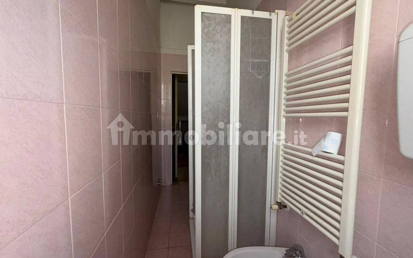 Bilocale via Vittorio Veneto, Centro, Collecchio — foto 7 di 13
