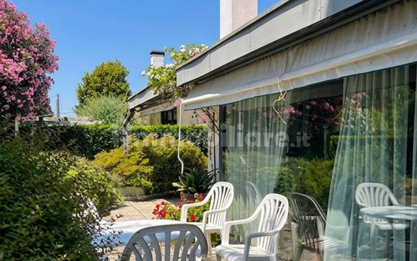Villa bifamiliare via Roma, Dosson, Casier — foto 4 di 16