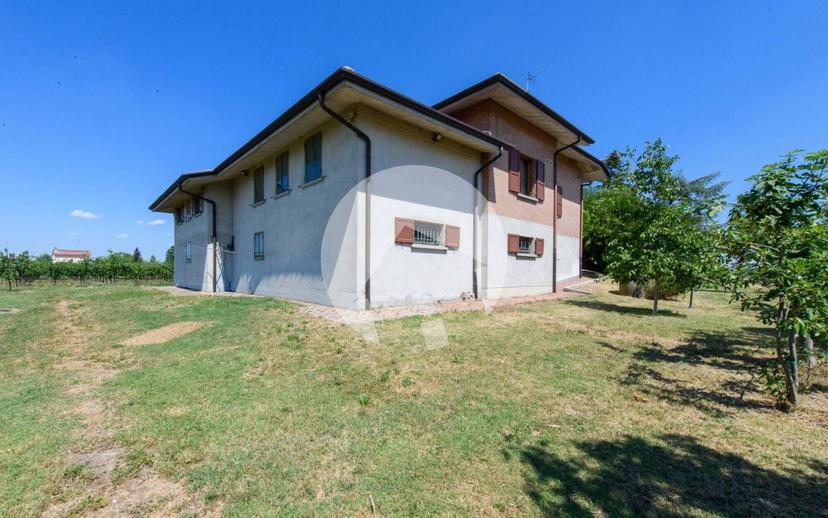 Villa unifamiliare via Sinistra Tresinaro 43, Correggio — foto 23 di 25