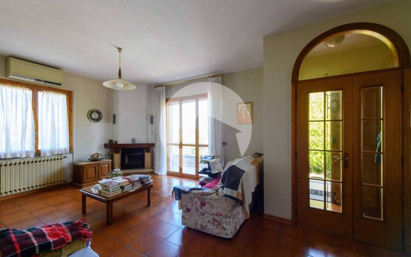 Villa unifamiliare via Sinistra Tresinaro 43, Correggio — foto 21 di 25