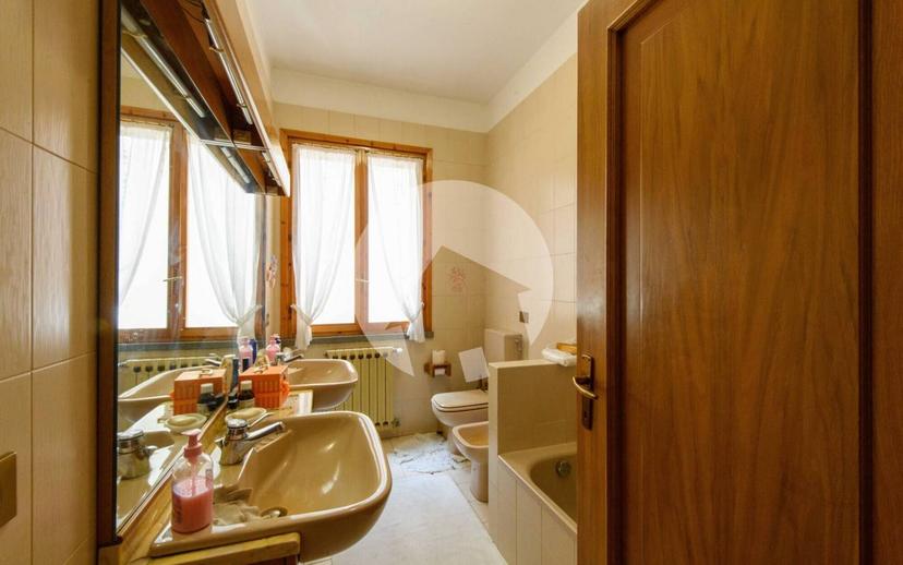 Villa unifamiliare via Sinistra Tresinaro 43, Correggio — foto 19 di 25