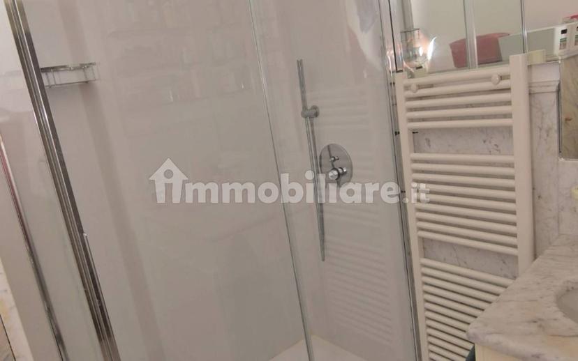 Bilocale via Fama 5, Centro Storico, Verona