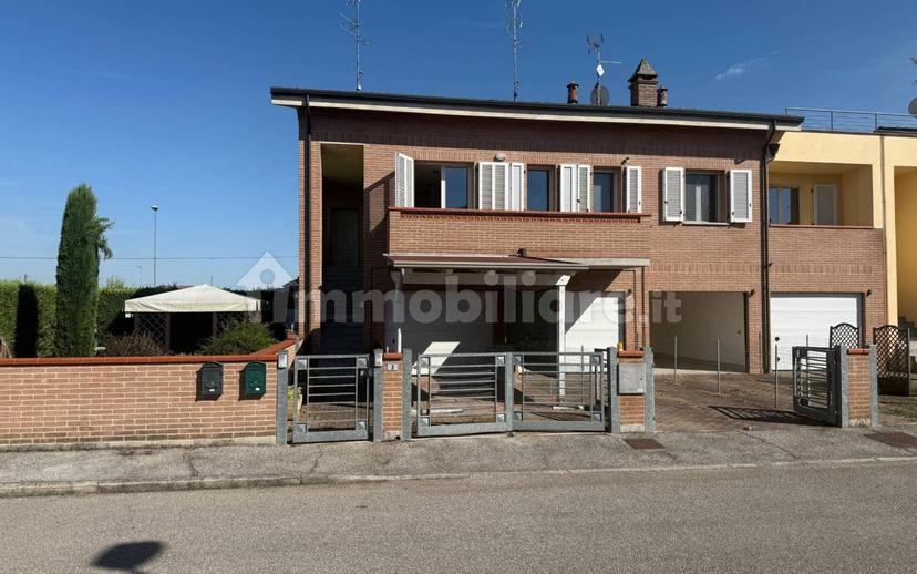 Quadrilocale via Madonna Boschi, Vigarano Mainarda — foto 9 di 41