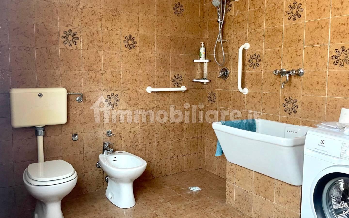 Villa bifamiliare via Vignole, Levà, Montecchio Precalcino