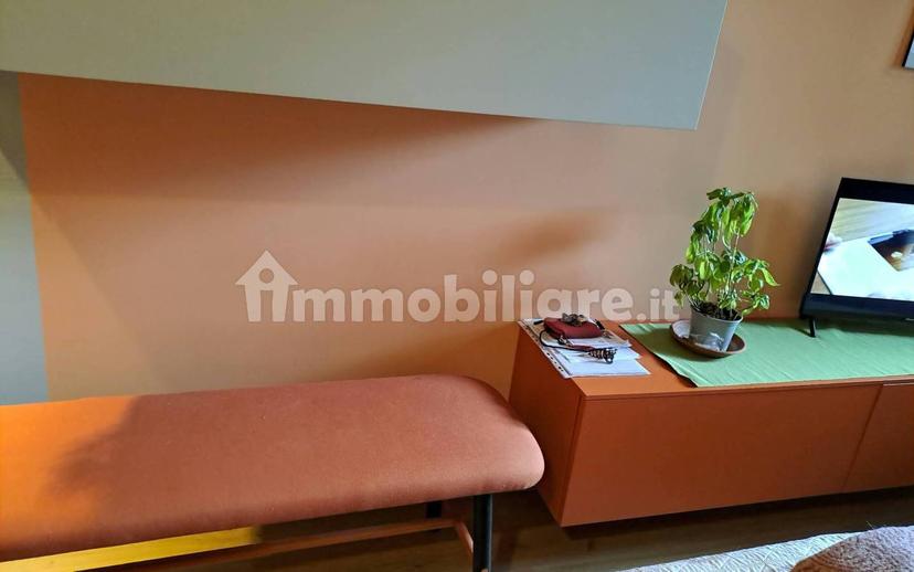 Monolocale Schia, Tizzano Val Parma — foto 16 di 17