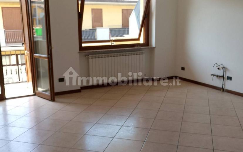 Trilocale via Camillo Benso di Cavour, Centro, Bolgare — foto 9 di 10