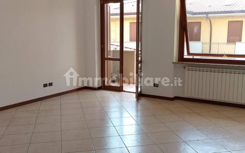 Trilocale via Camillo Benso di Cavour, Centro, Bolgare — foto 7 di 10