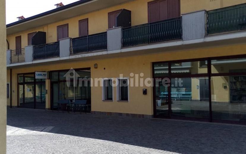 Trilocale via Camillo Benso di Cavour, Centro, Bolgare — foto 6 di 10