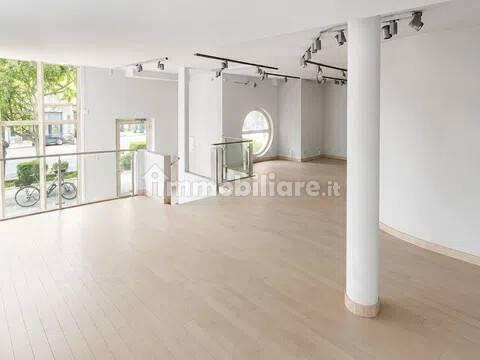 Bilocale via Della Visitazione, 13, Gries - San Quirino, Bolzano — foto 3 di 5